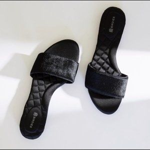 Birdies The Sparrow Slippers Slides sz 7 Black